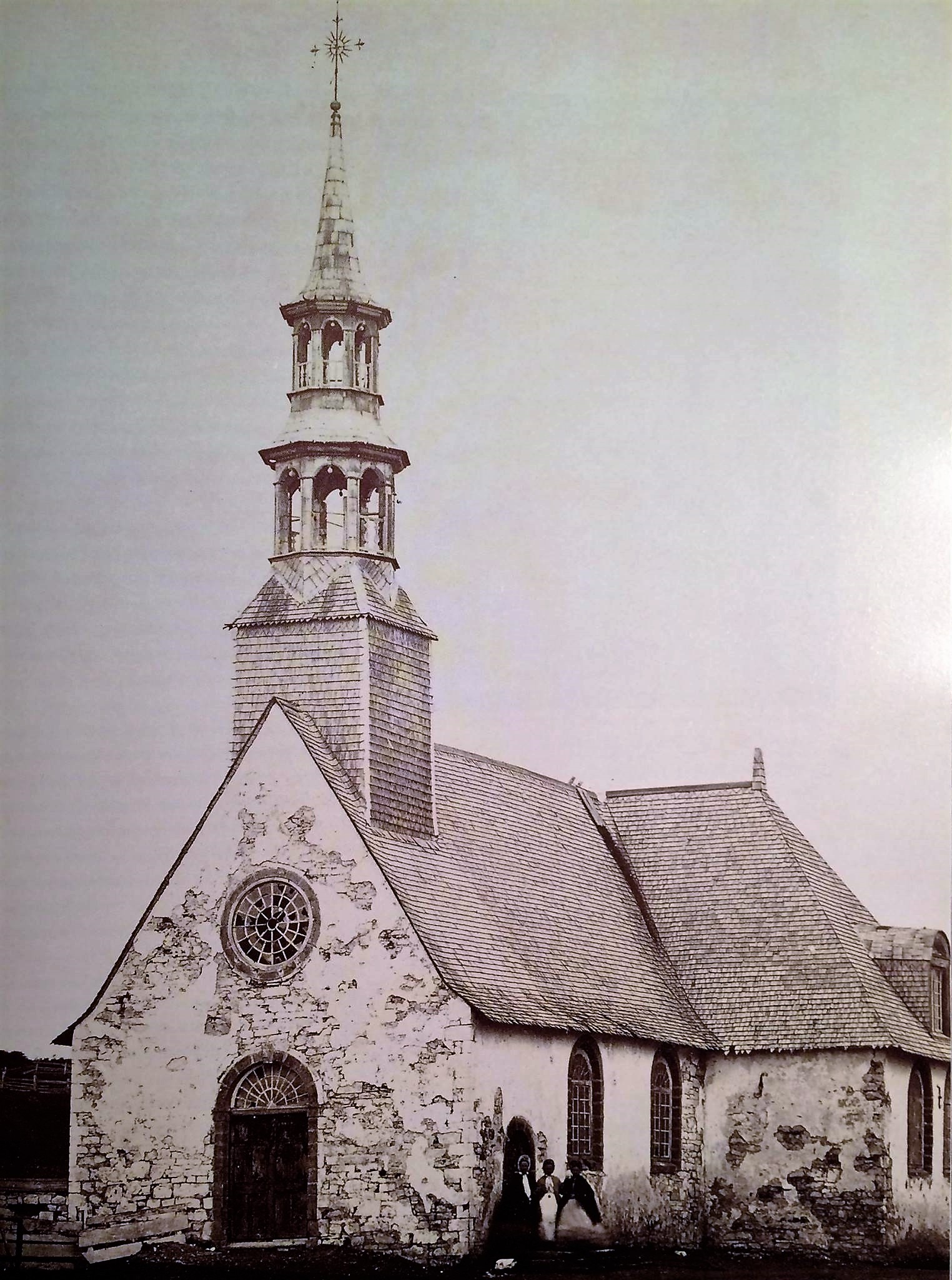 Photographie de 1864 de l'ancienne eglise de Saint-Laurent de l'Ile d'Orleans, construite en 1697